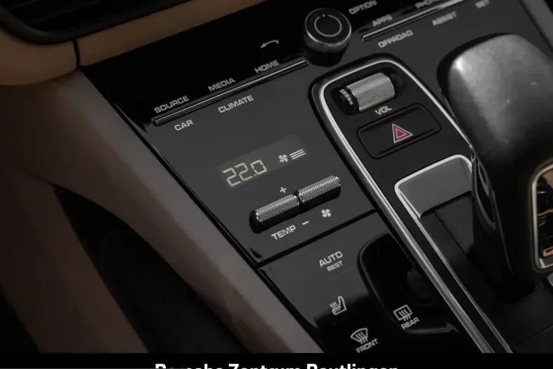 Porsche Cayenne din 2022 cu 30.200 km - oferta POR204803 - foto 27