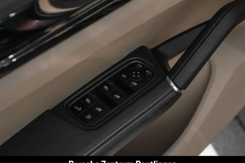 Porsche Cayenne din 2022 cu 30.200 km - oferta POR204803 - foto 30