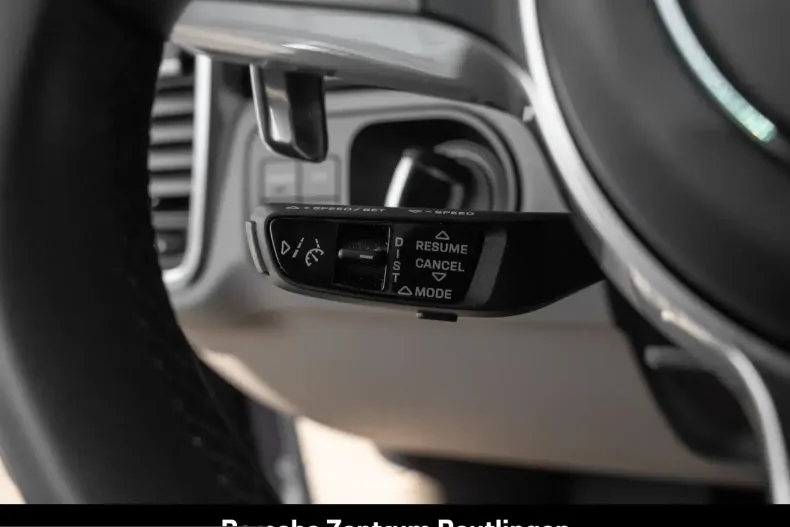 Porsche Cayenne din 2022 cu 30.200 km - oferta POR204803 - foto 33