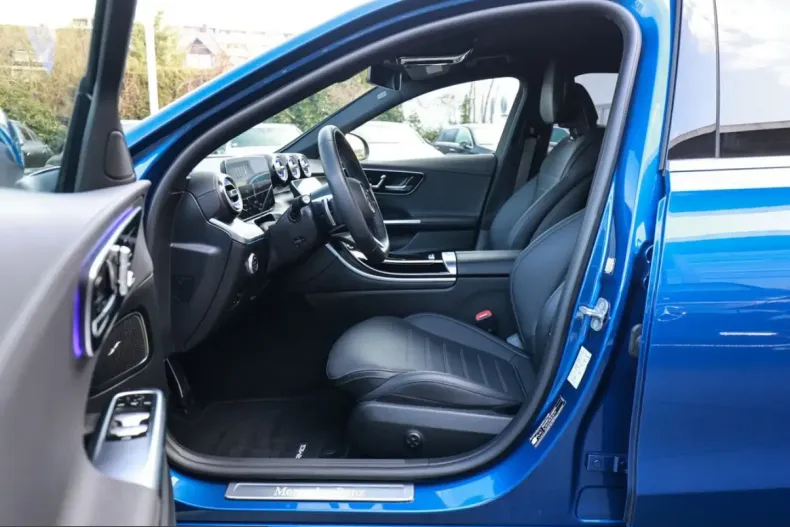 Mercedes-Benz C 220 (Clasa C) din 2024 cu 5.419 km - oferta MER204805 - foto 8