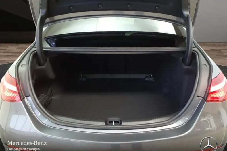 Mercedes-Benz C 200 (Clasa C) din 2025 cu 9.448 km - oferta MER204807 - foto 15