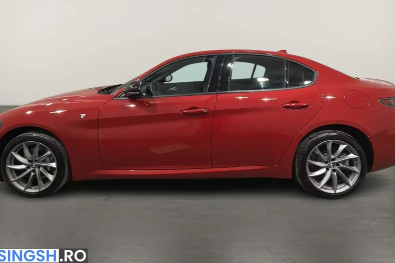 Alfa Romeo Giulia din 2023 cu 5.220 km - oferta ALF204810 - foto 2