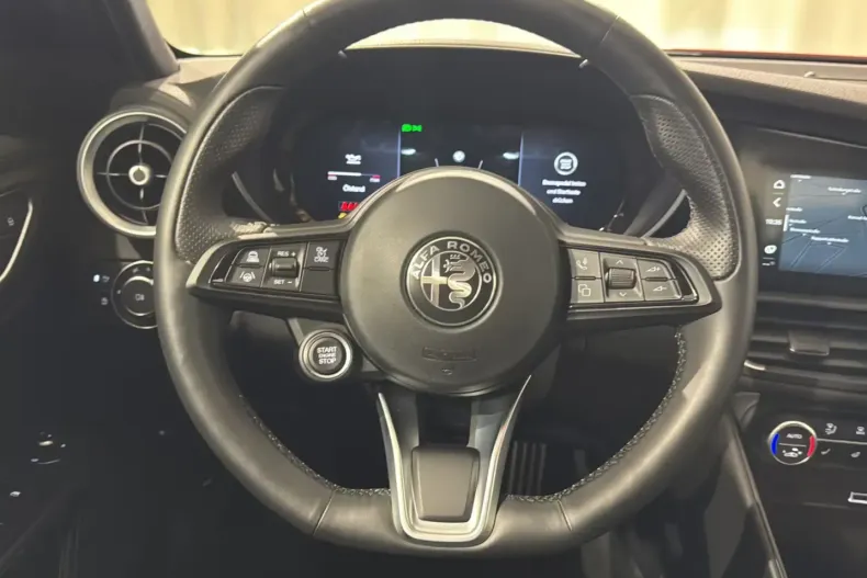 Alfa Romeo Giulia din 2023 cu 5.220 km - oferta ALF204810 - foto 11