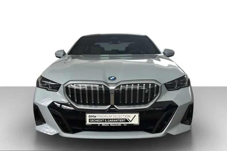 BMW i5 (Seria 5) din 2024 cu 66.649 km - oferta BMW204811 - foto 1