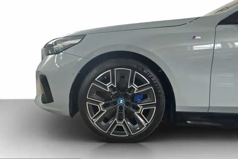 BMW i5 (Seria 5) din 2024 cu 66.649 km - oferta BMW204811 - foto 14