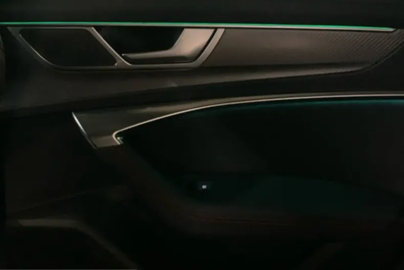 Audi RS6 din 2022 cu 53.707 km - oferta AUD204814 - foto 27