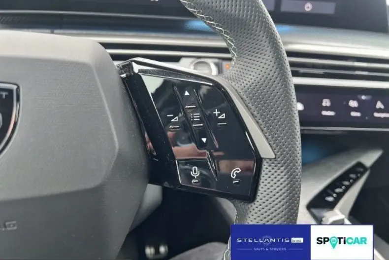 Peugeot 3008 din 2025 cu 3.570 km - oferta PEU204817 - foto 18