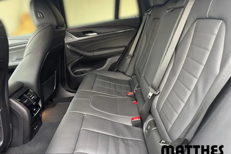 BMW X4 (Seria X) din 2024 cu 9.200 km - oferta BMW204824 - foto 11