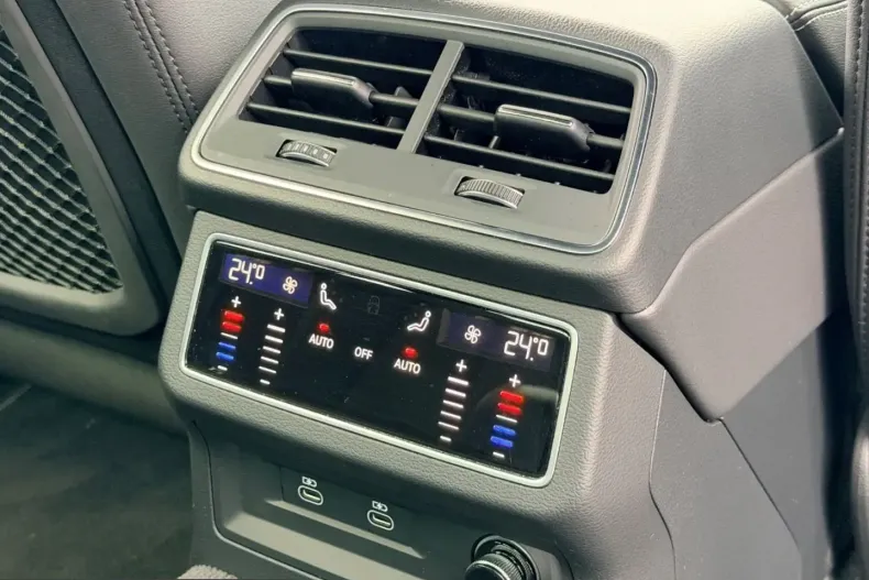 Audi A6 din 2023 cu 45.728 km - oferta AUD204829 - foto 12