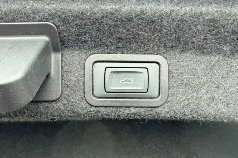 Audi A6 din 2023 cu 45.728 km - oferta AUD204829 - foto 19