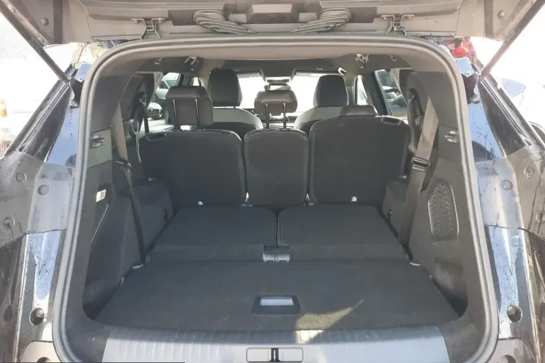 Peugeot 5008 din 2025 cu 45.075 km - oferta PEU204831 - foto 11