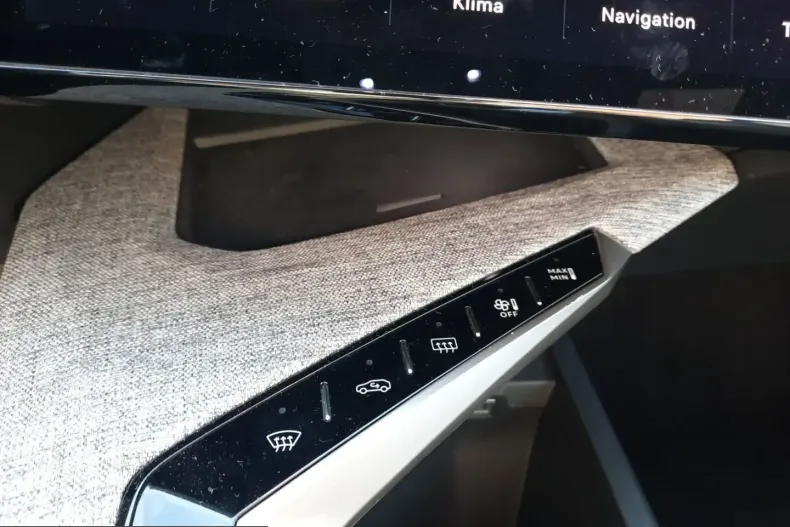 Peugeot 5008 din 2025 cu 45.075 km - oferta PEU204831 - foto 24