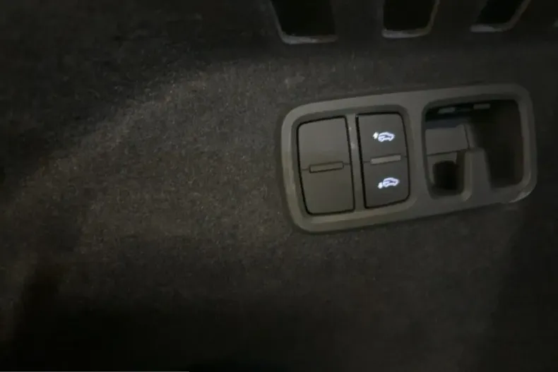 Audi SQ8 din 2024 cu 35.300 km - oferta AUD204834 - foto 14