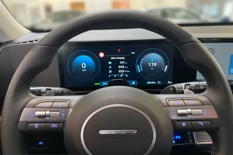 Hyundai Kona Elektro din 2025 cu 2.900 km - oferta HYU204836 - foto 10