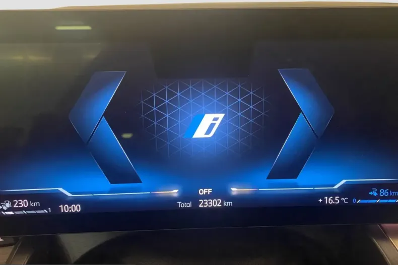 BMW 550 (Seria 5) din 2025 cu 23.639 km - oferta BMW204843 - foto 15