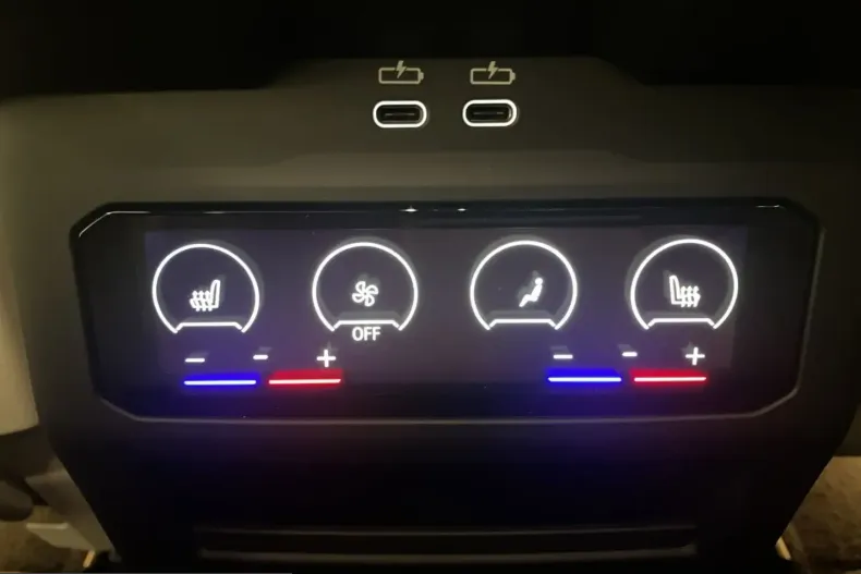 BMW 550 (Seria 5) din 2025 cu 23.639 km - oferta BMW204843 - foto 18