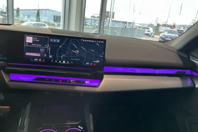 BMW 550 (Seria 5) din 2024 cu 26.532 km - oferta BMW204844 - foto 11