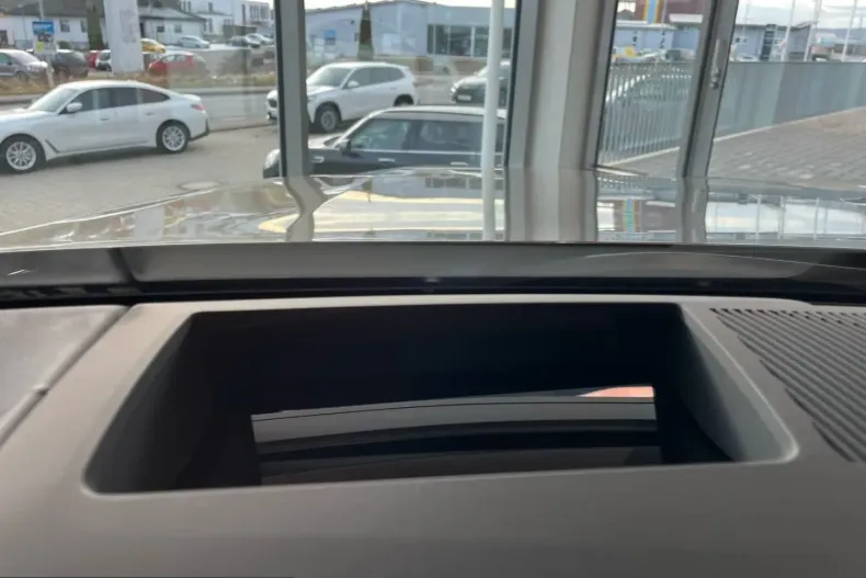 BMW 550 (Seria 5) din 2024 cu 26.532 km - oferta BMW204844 - foto 16