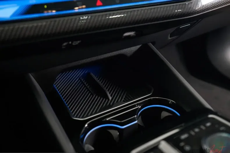 BMW 550 (Seria 5) din 2024 cu 82.000 km - oferta BMW204845 - foto 31