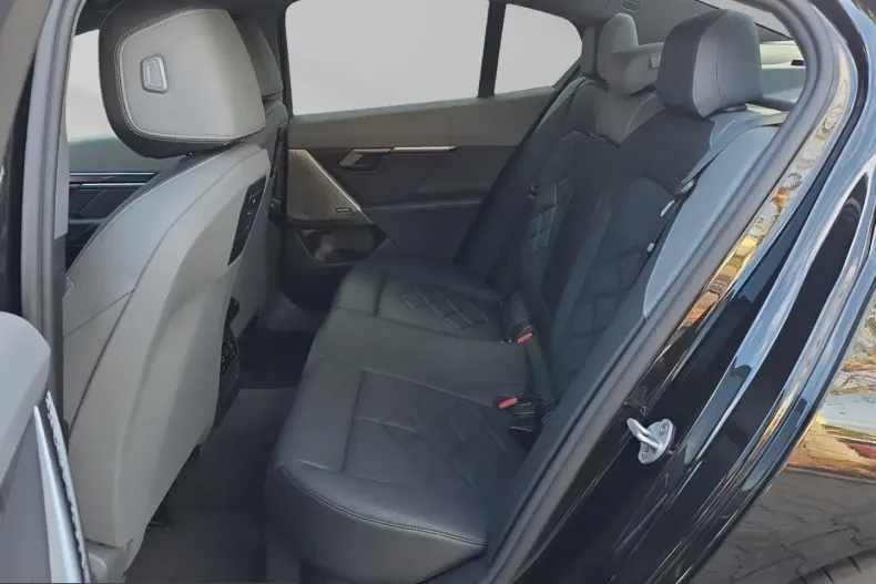 BMW 550 (Seria 5) din 2025 cu 25.500 km - oferta BMW204849 - foto 11