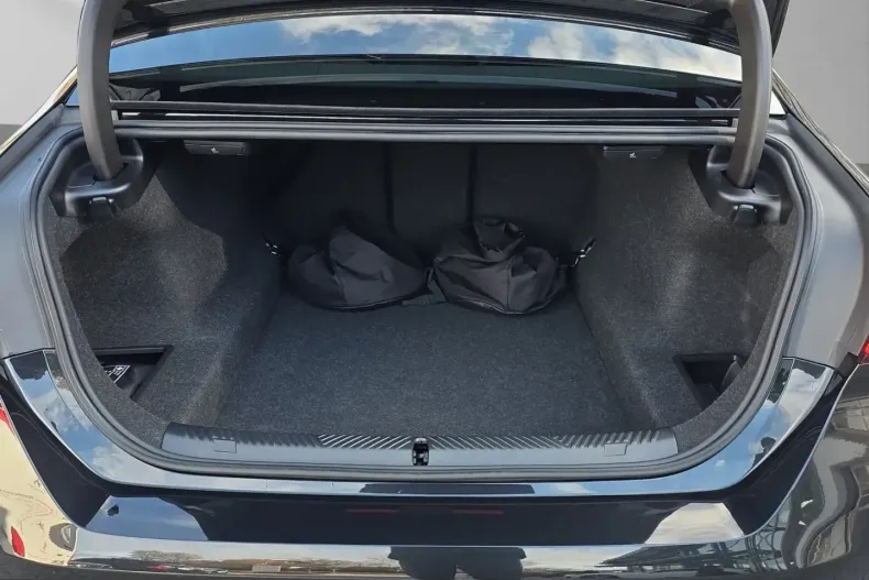 BMW 550 (Seria 5) din 2025 cu 25.500 km - oferta BMW204849 - foto 12