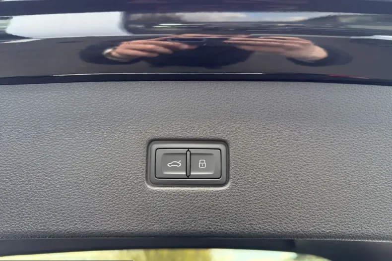 Audi Q8 din 2023 cu 40.768 km - oferta AUD204850 - foto 17