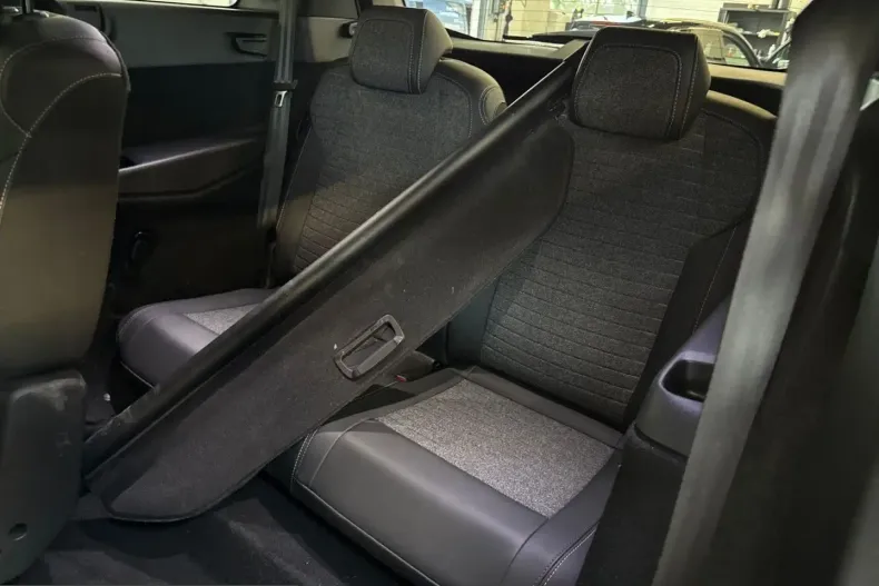 Peugeot 5008 din 2025 cu 19.441 km - oferta PEU204854 - foto 15