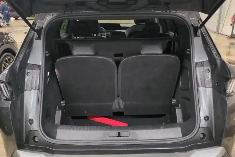 Peugeot 5008 din 2025 cu 26.500 km - oferta PEU204856 - foto 8