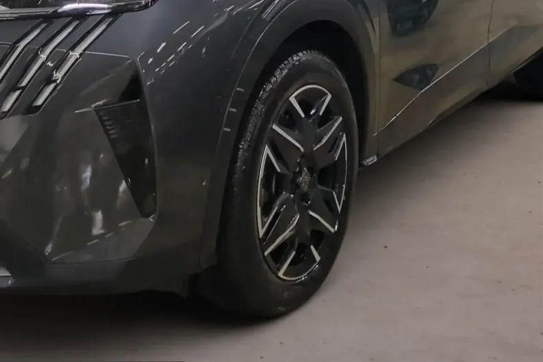 Peugeot 5008 din 2025 cu 26.500 km - oferta PEU204856 - foto 14