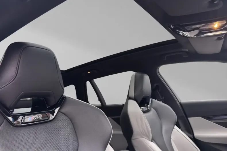 BMW M5 (Seria 5) din 2025 cu 14.980 km - oferta BMW204859 - foto 16