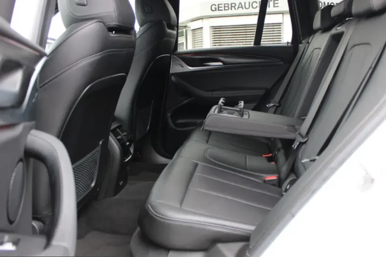 BMW X3 (Seria X) din 2022 cu 60.520 km - oferta BMW204861 - foto 9