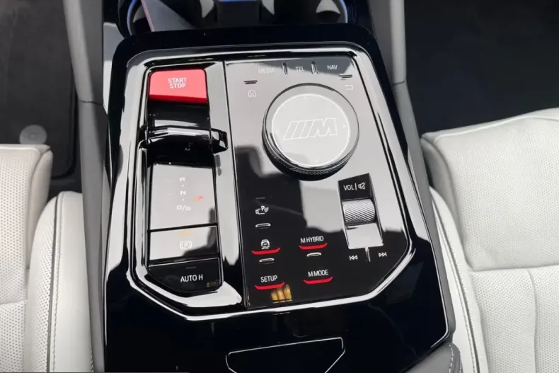 BMW M5 (Seria 5) din 2025 cu 7.005 km - oferta BMW204862 - foto 15