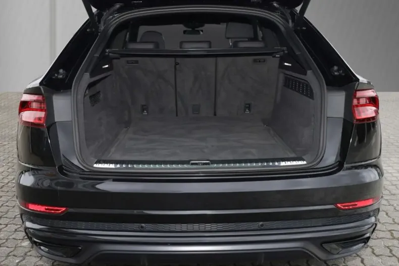 Audi Q8 din 2023 cu 37.100 km - oferta AUD204864 - foto 5