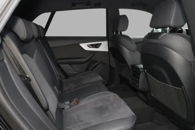 Audi Q8 din 2023 cu 37.100 km - oferta AUD204864 - foto 11