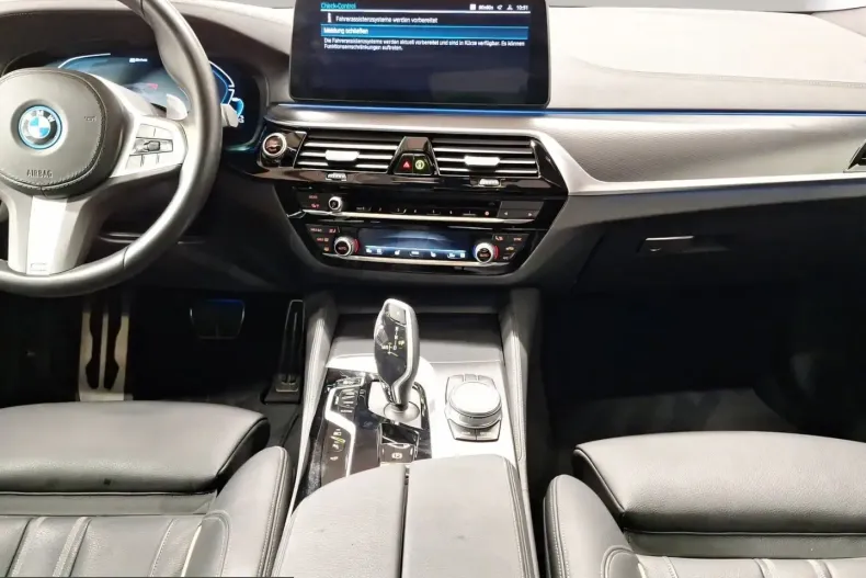 BMW 545 (Seria 5) din 2022 cu 66.186 km - oferta BMW204868 - foto 8