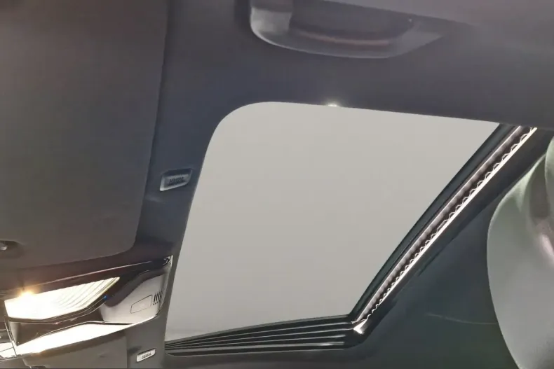 BMW 545 (Seria 5) din 2022 cu 66.186 km - oferta BMW204868 - foto 18