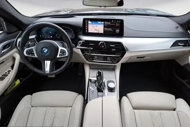 BMW 545 (Seria 5) din 2022 cu 59.506 km - oferta BMW204871 - foto 10