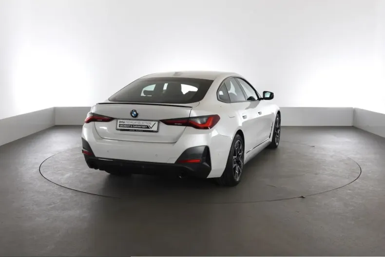 BMW 420i (Seria 4) din 2022 cu 73.256 km - oferta BMW204873 - foto 3