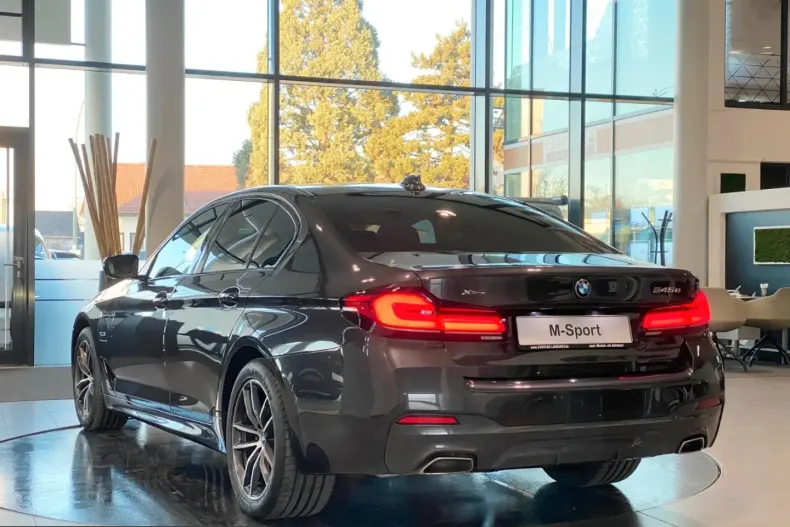 BMW 545 (Seria 5) din 2022 cu 71.126 km - oferta BMW204874 - foto 2