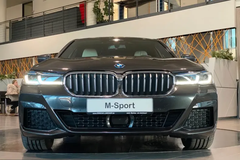 BMW 545 (Seria 5) din 2022 cu 71.126 km - oferta BMW204874 - foto 4