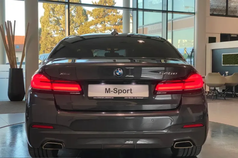 BMW 545 (Seria 5) din 2022 cu 71.126 km - oferta BMW204874 - foto 26