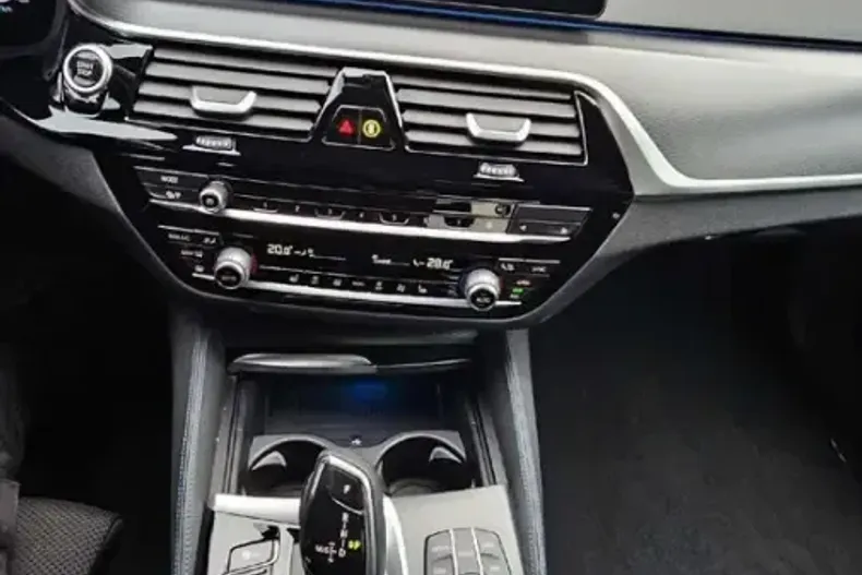 BMW 545 (Seria 5) din 2022 cu 60.570 km - oferta BMW204878 - foto 11