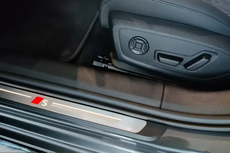 Audi A6 din 2026 cu 5 km - oferta AUD204882 - foto 8