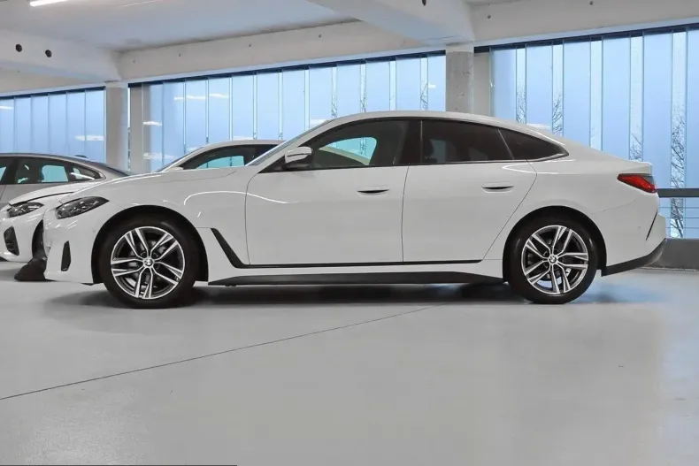 BMW 420i (Seria 4) din 2021 cu 43.051 km - oferta BMW204883 - foto 2