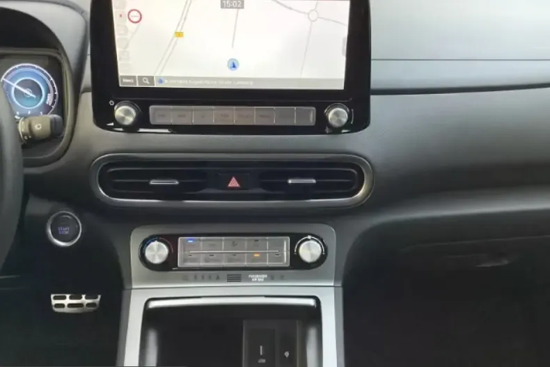 Hyundai Kona Elektro din 2024 cu 9.711 km - oferta HYU204886 - foto 9