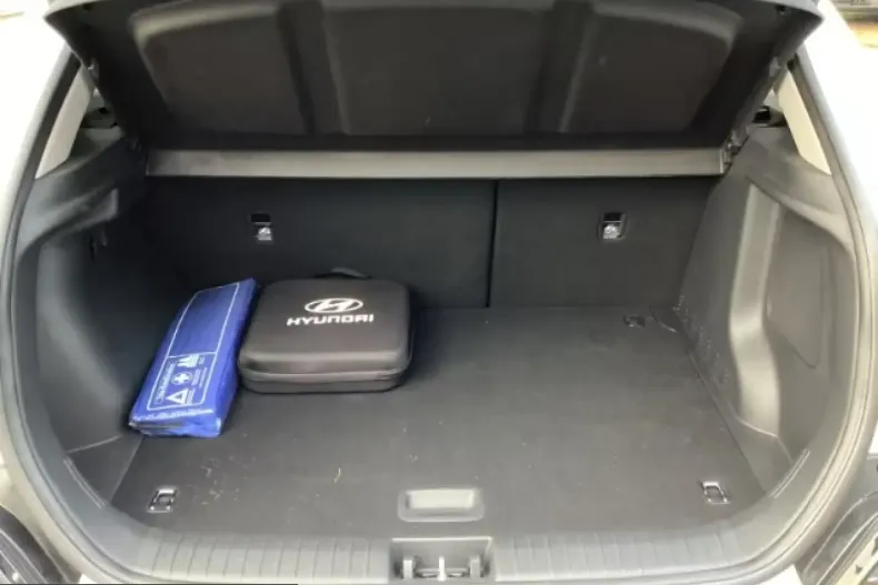 Hyundai Kona Elektro din 2024 cu 9.711 km - oferta HYU204886 - foto 12