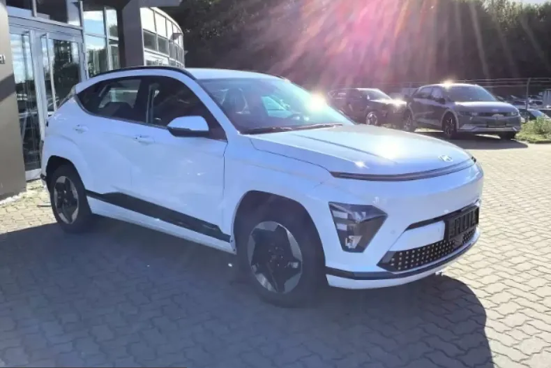Hyundai Kona Elektro din 2024 cu 18.000 km - oferta HYU204889 - foto 1