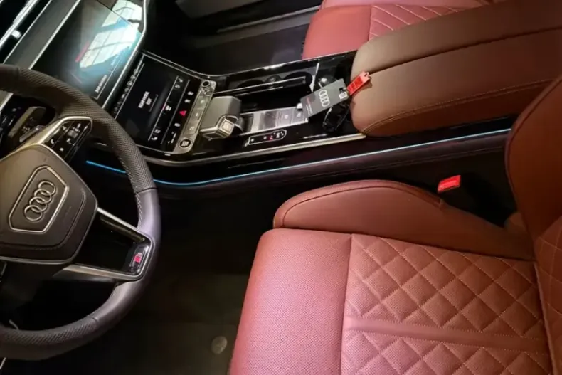 Audi A8 din 2026 cu 50 km - oferta AUD204893 - foto 9