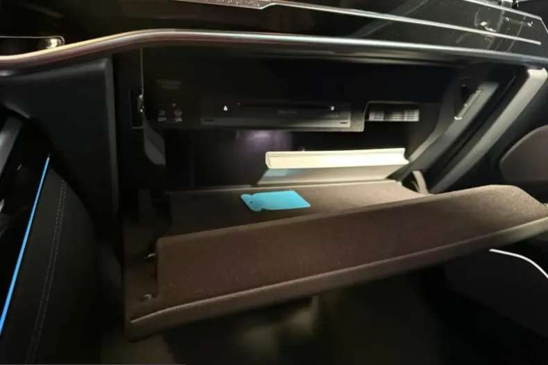 Audi A8 din 2026 cu 50 km - oferta AUD204893 - foto 11