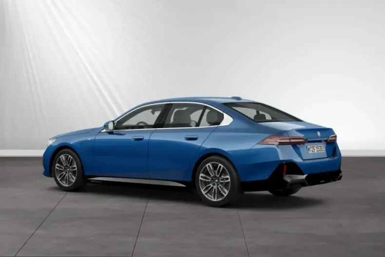 BMW 530 (Seria 5) din 2024 cu 43.150 km - oferta BMW204894 - foto 8